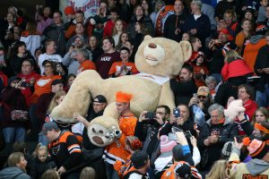 LV Phantoms Set Teddy Bear Toss Record to Benefit VYH - Valley Youth House