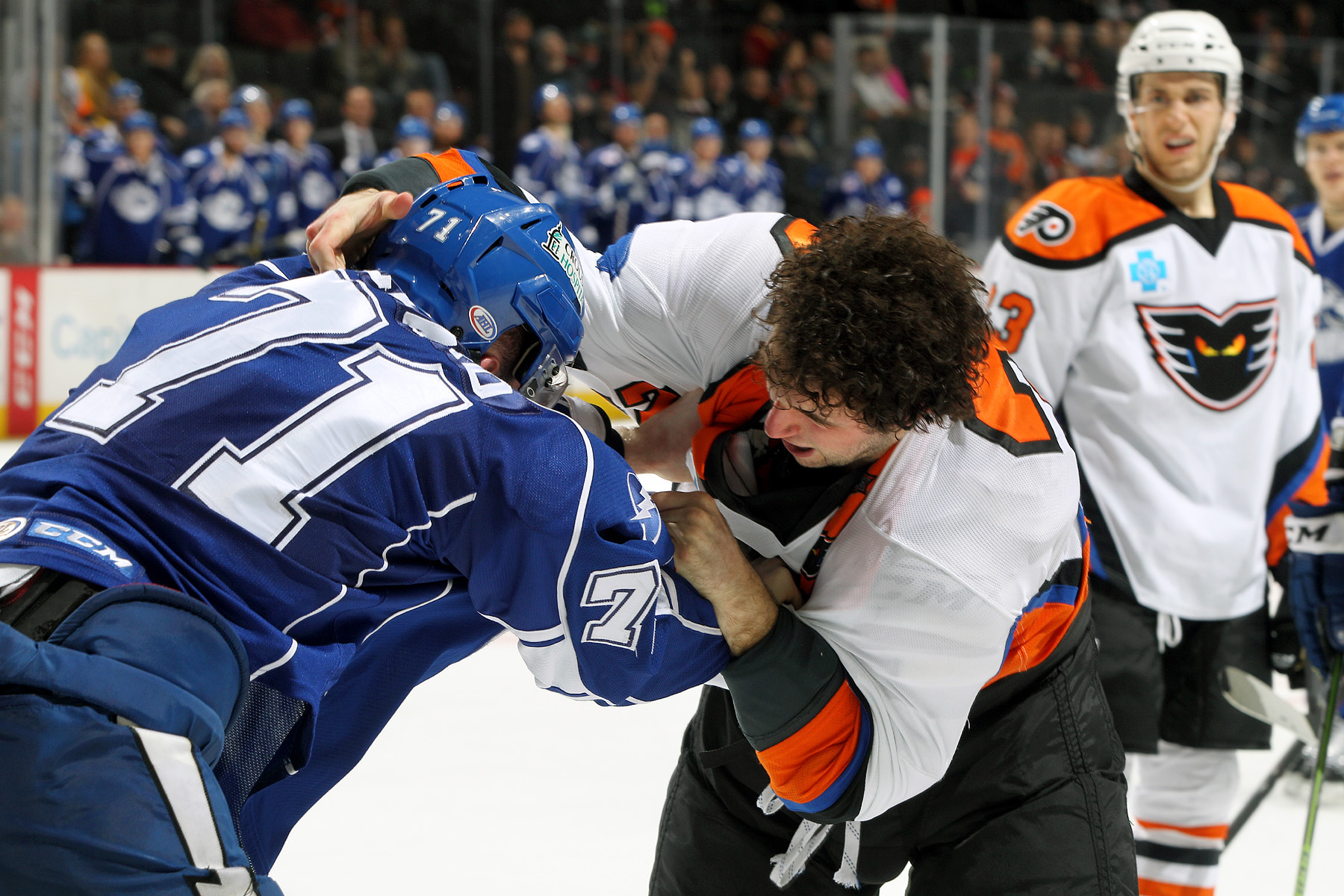 Jonathan Marchessault(18) Syracuse Crunch