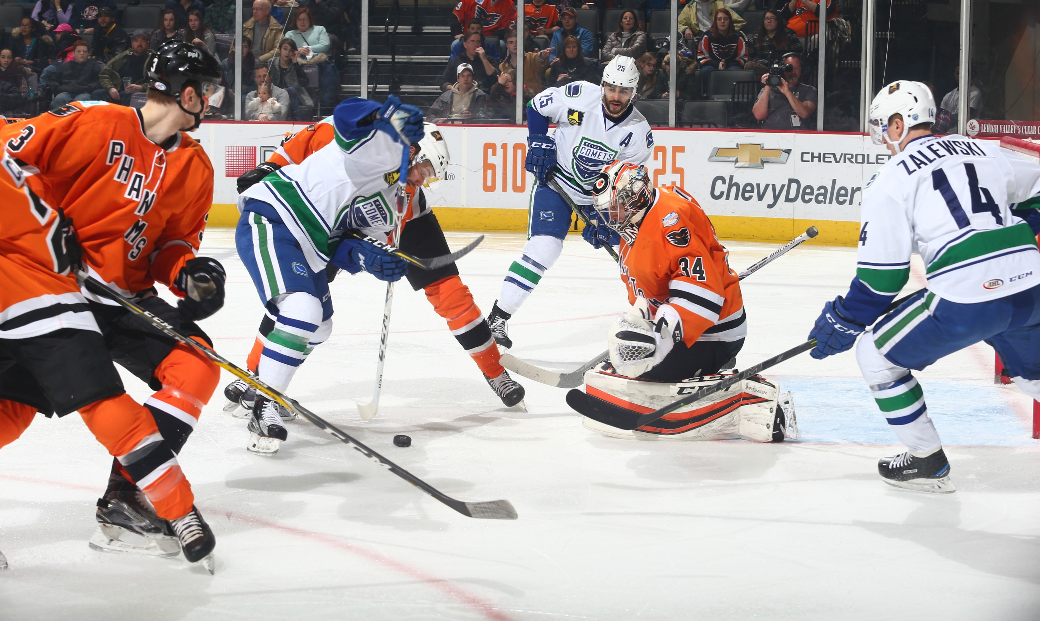 Utica Comets' 11th season includes 14 AHL games against rival