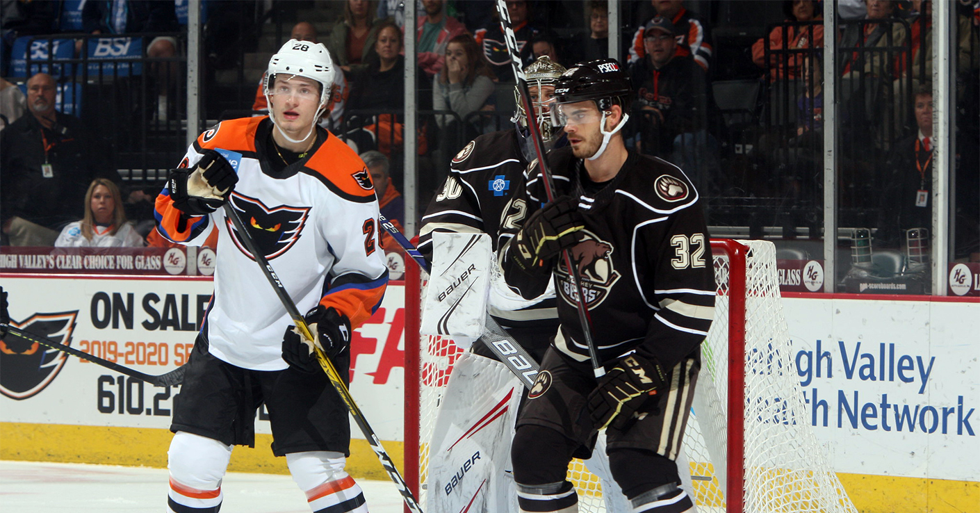 Everything You Need to Know to See a Hershey Bears' Hockey Game -  Uncovering PA