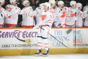 Blinded by the White! Phantoms Win 4-2 - Lehigh Valley Phantoms