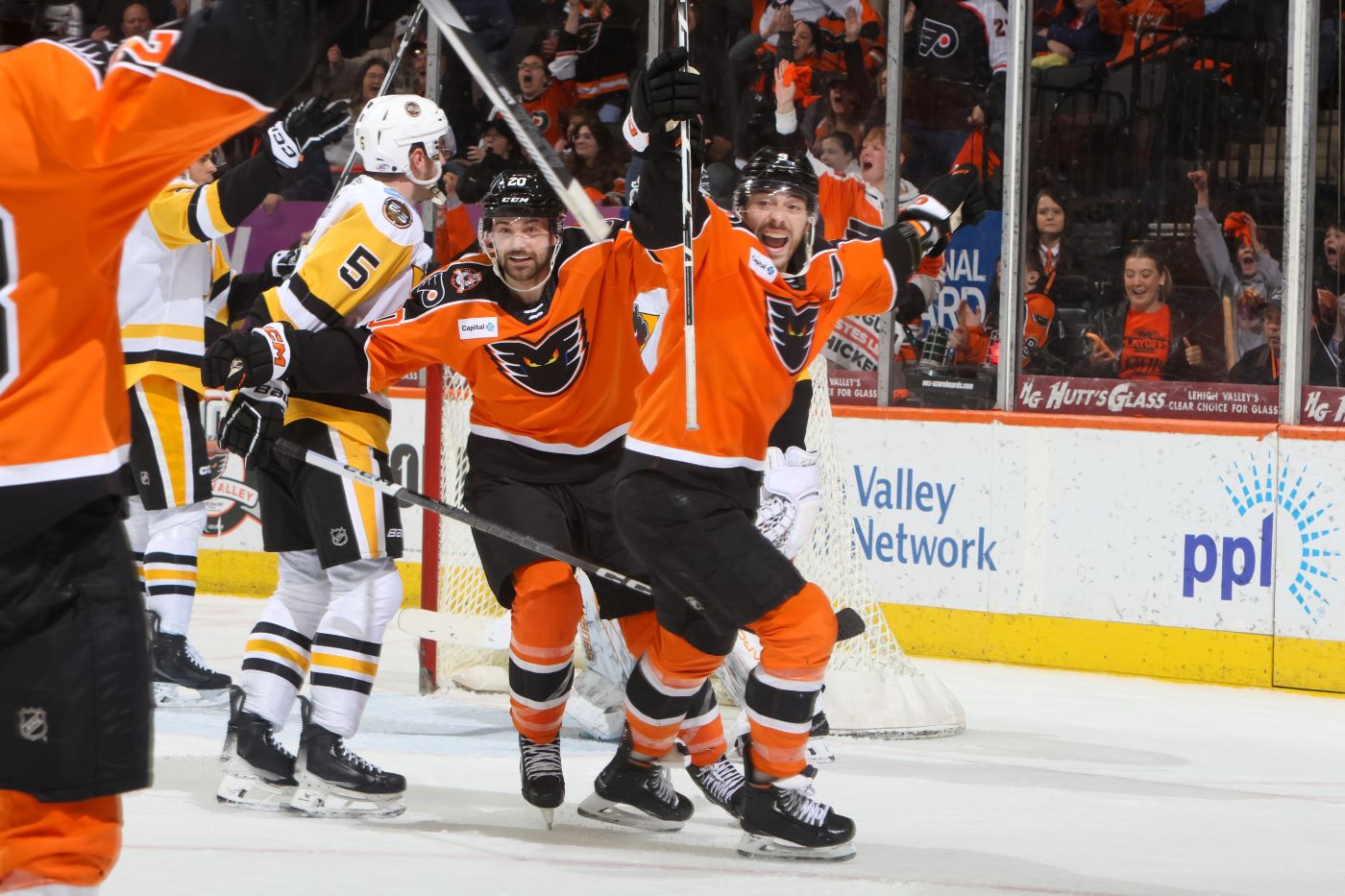 SWEEP! Gaucher's OT Heroics Lifts Phantoms to Round 2