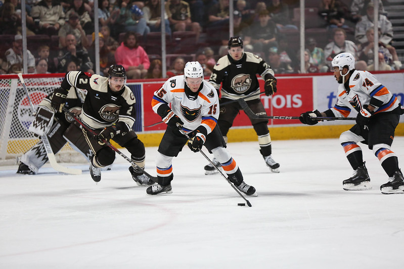 Bears Hold Off Phantoms to Take Game 1