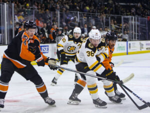 Bruins Hold Off Phantoms 3-2