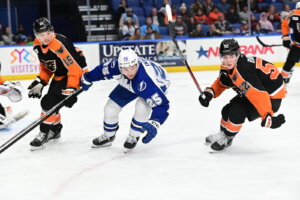 Phantoms Fall in Mini-Reunion at Syracuse