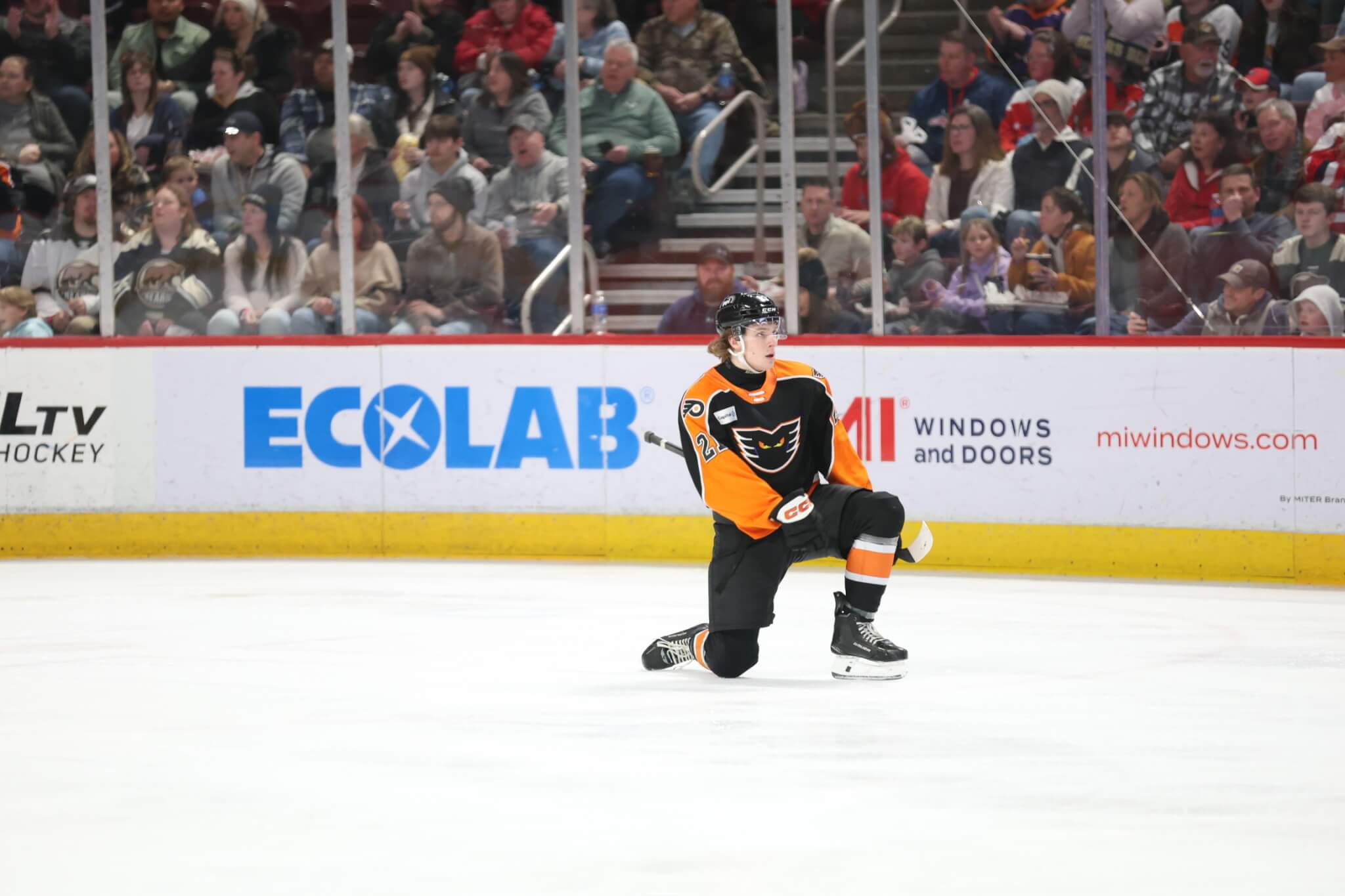 Bump Sparks Wild 6-4 Win at Hershey