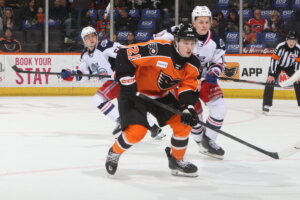 Phantoms Trounce Pack 6-3