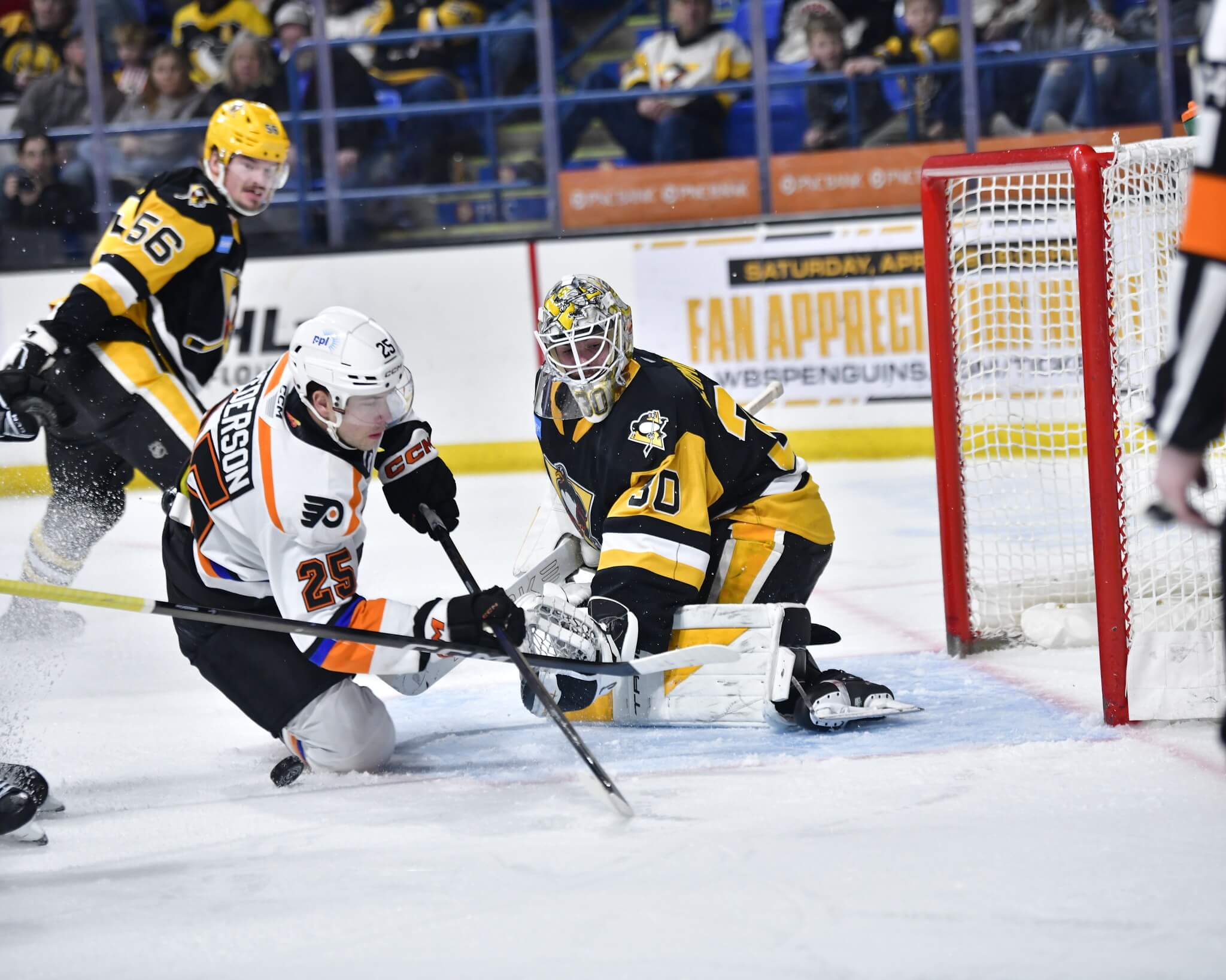 Phantoms Fall in Weekend Finale