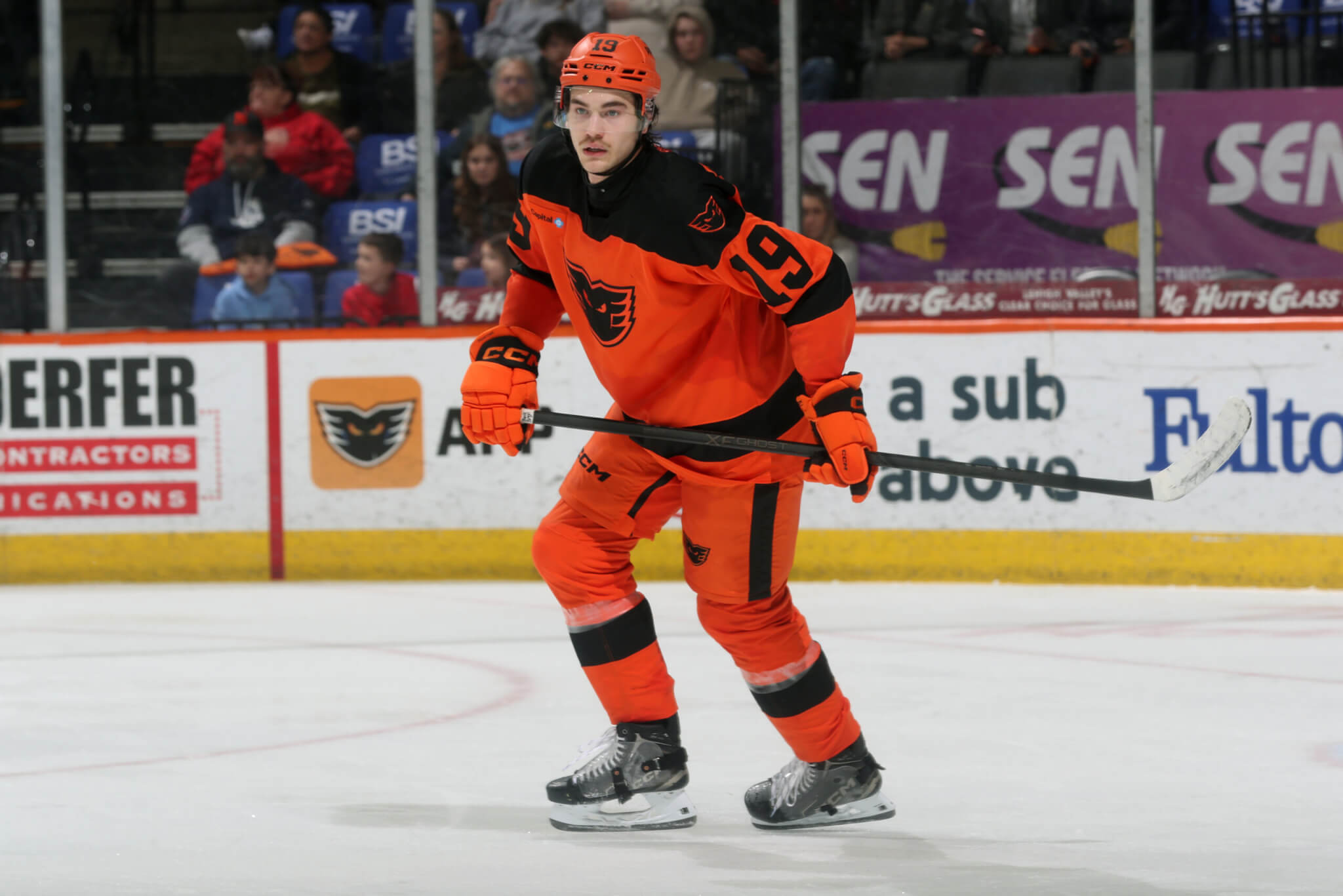 McDonald Re-Signs with Flyers